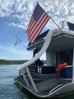 House Boat on Broken Bow Lake